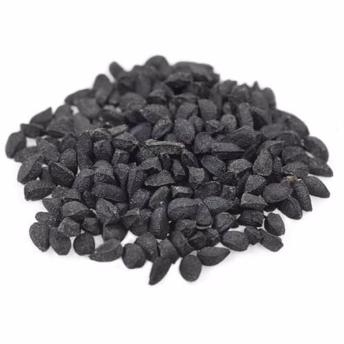 آیا سیاه دانه نیم کوب سمی است؟