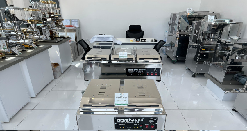 Agencia extranjera que vende maquinaria industrial