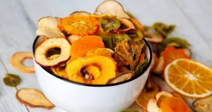 برای براق شدن میوه خشک چه کاری انجام دهیم؟