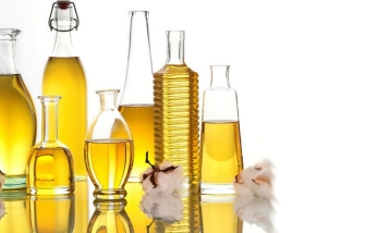 روغن گیری در حضور مشتری